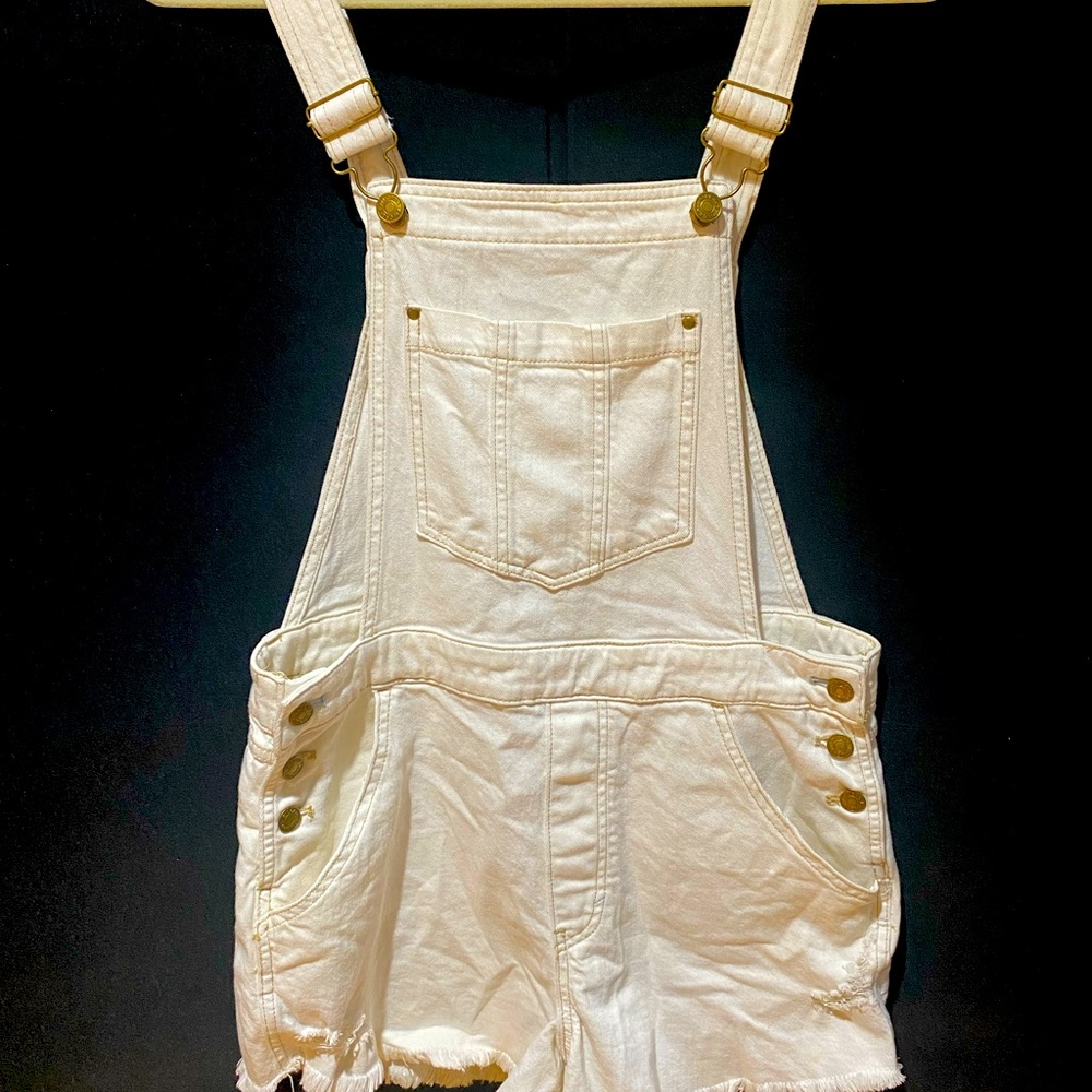 Pilcro and the Letterpress Overall Jean Shorts Anthropologie, 30, cream